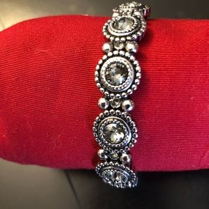 Swarovski Sedona stretch bracelet Brand New